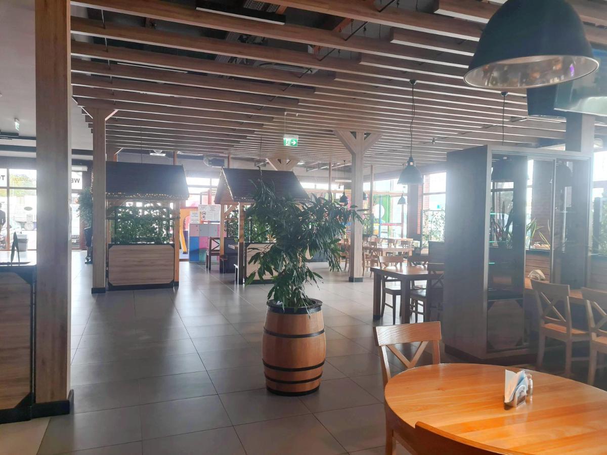 Hotel Port 2000 Torzym Extérieur photo